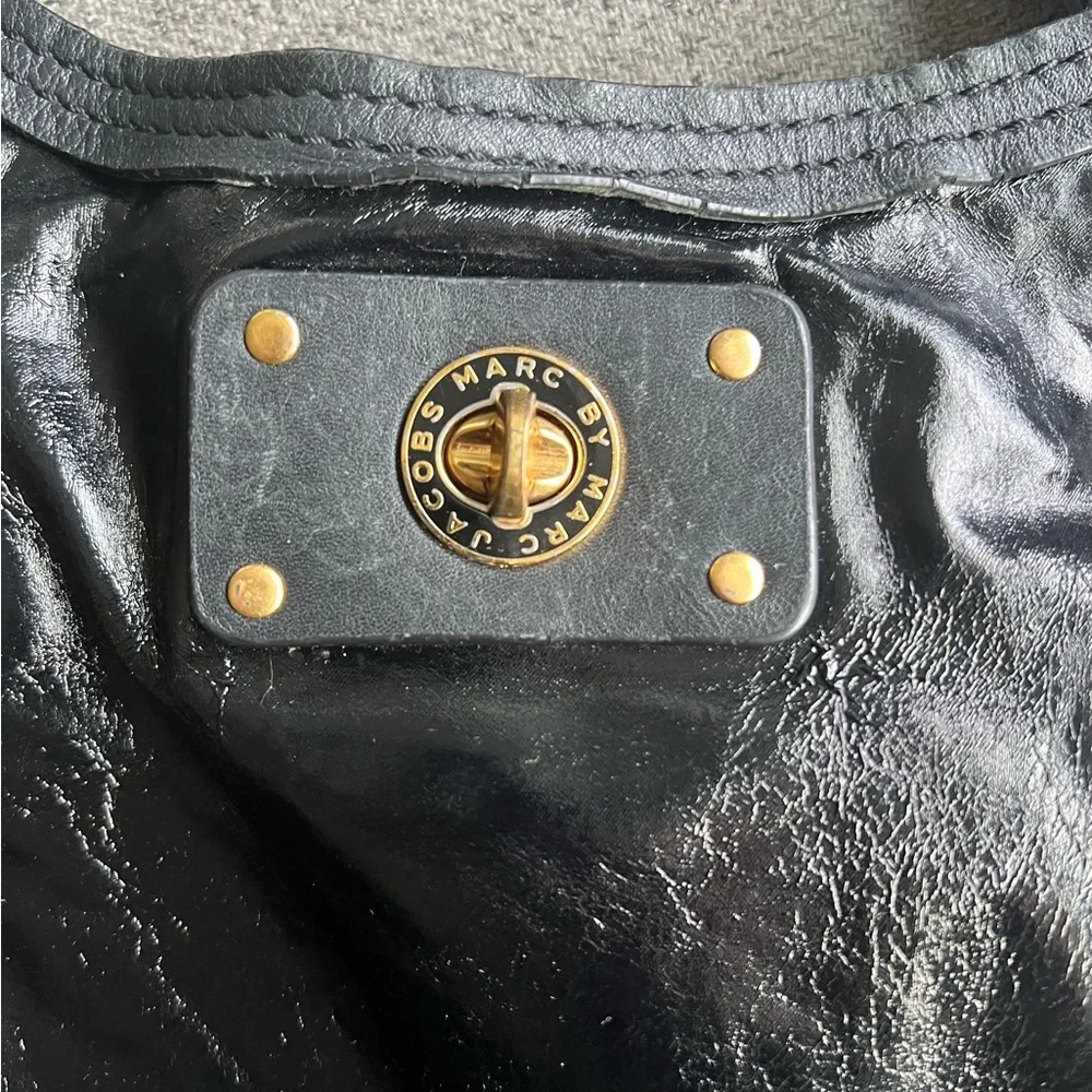 Marc By Marc Jacobs Black Patent Leather Hobo Bag